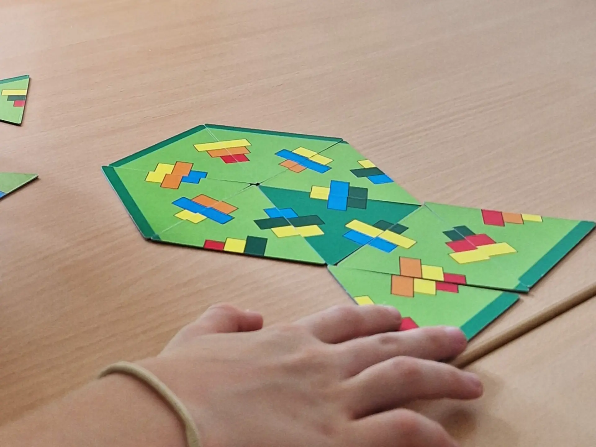 Legespiel zur visuellen Wahrnehmungsförderung im Gemeinsamen Lernen